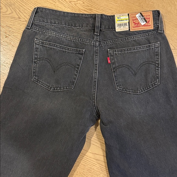 Levi's women super low loose jeans- mic dropped 30 NWT 30X32 - Picture 8 of 8